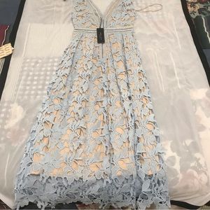 Romeo + Juliet Couture Baby Blue Lace Dress NWT